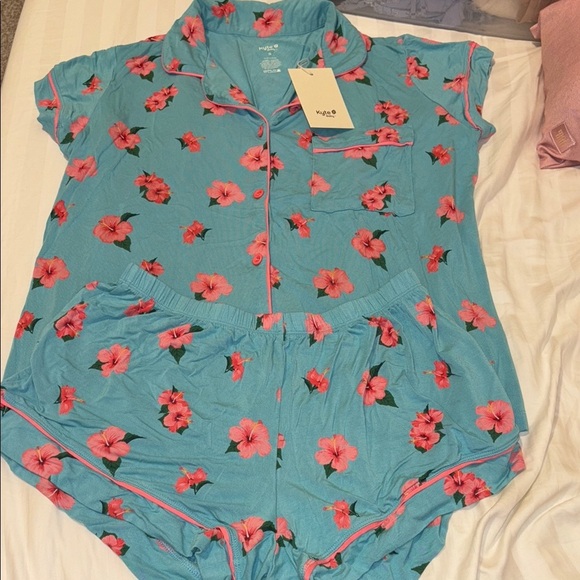 Kyte Baby Women’s Short Sleeve Pajama Set in Hibiscus size Small - Picture 3 of 7